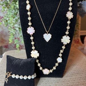 Park Lane Gold and Cream Floral Necklace Set